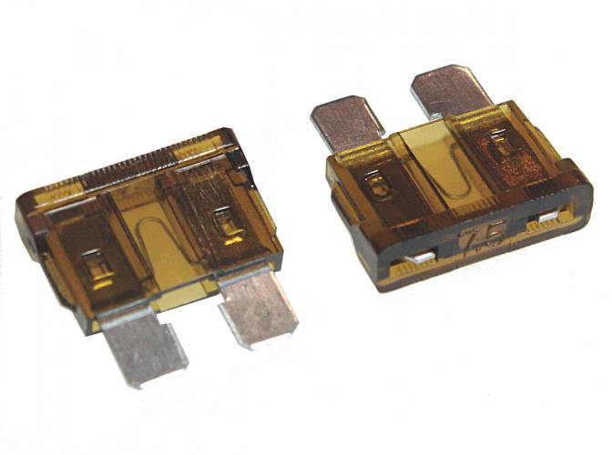 901848 Предохранитель MEDIUM (стандарт) 7,5A (19,1x5,1мм,h18,8) W270
